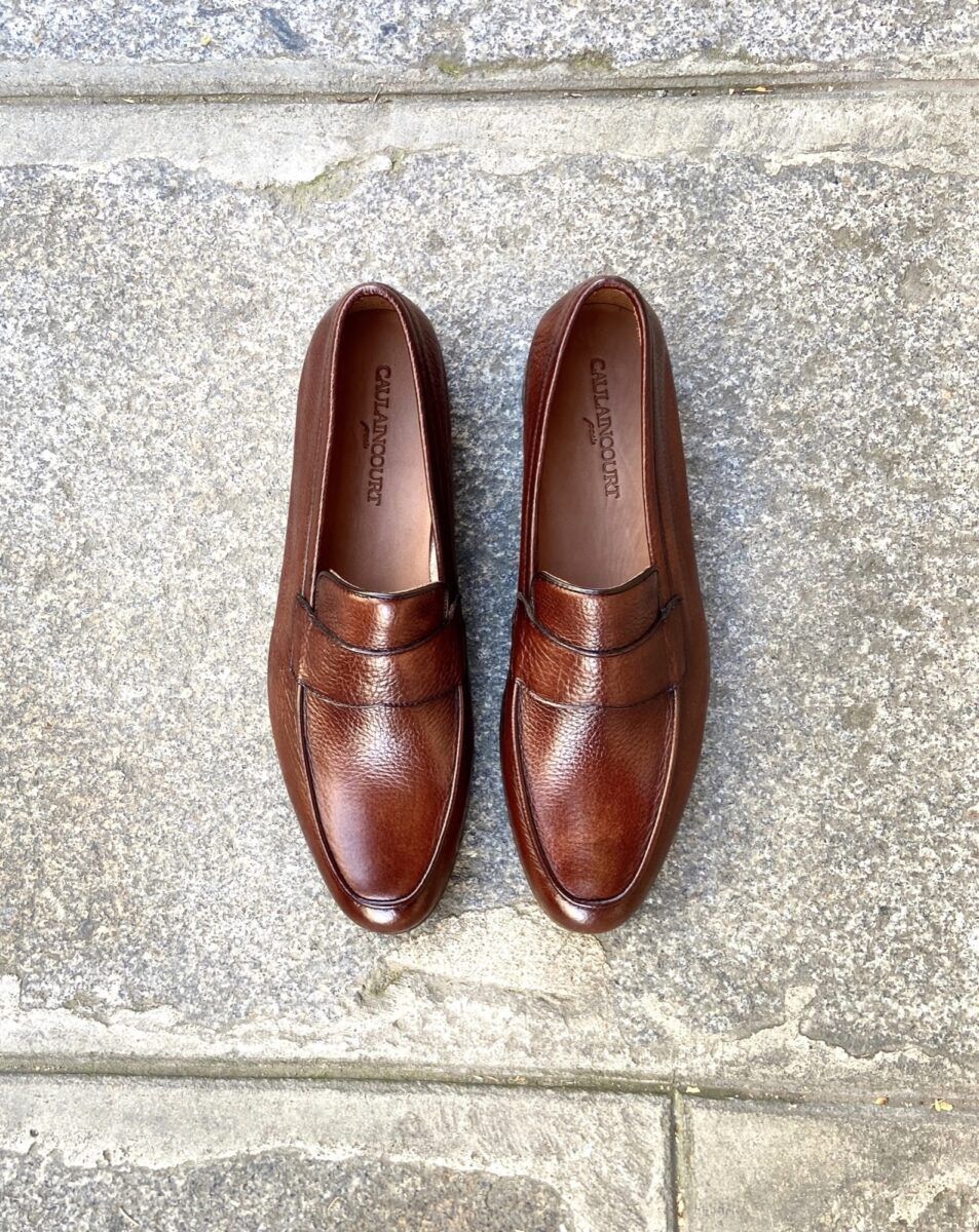 Mocassin en cuir grainé de couleur cognac - Caulaincourt Paris