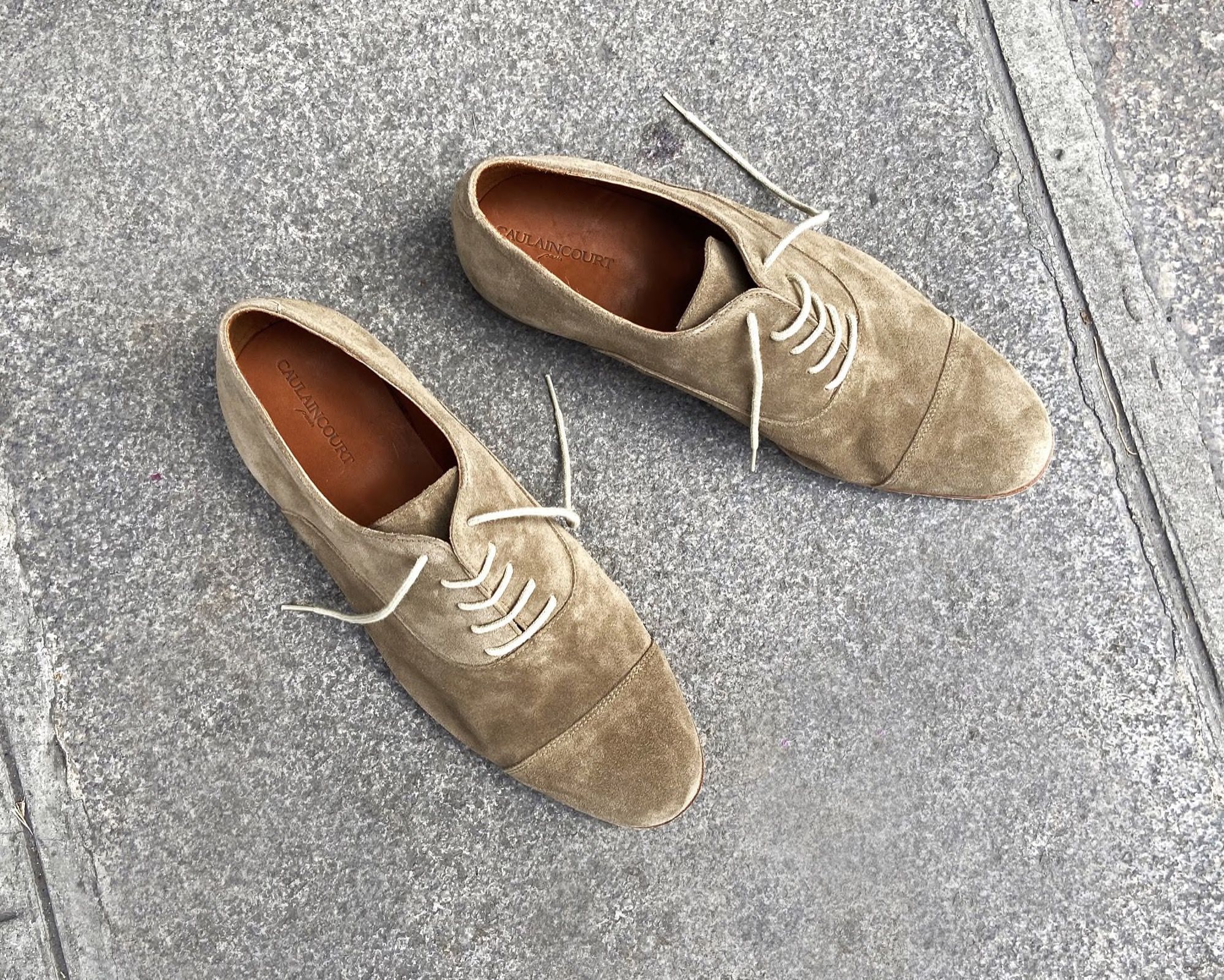 Chal Jooti Magnetic Metallic Stone Embellished Wedding Sneakers | Grey,  Synthetic Leather, Embellished | Wedding sneakers, Closed toe heels, Grey  shoes