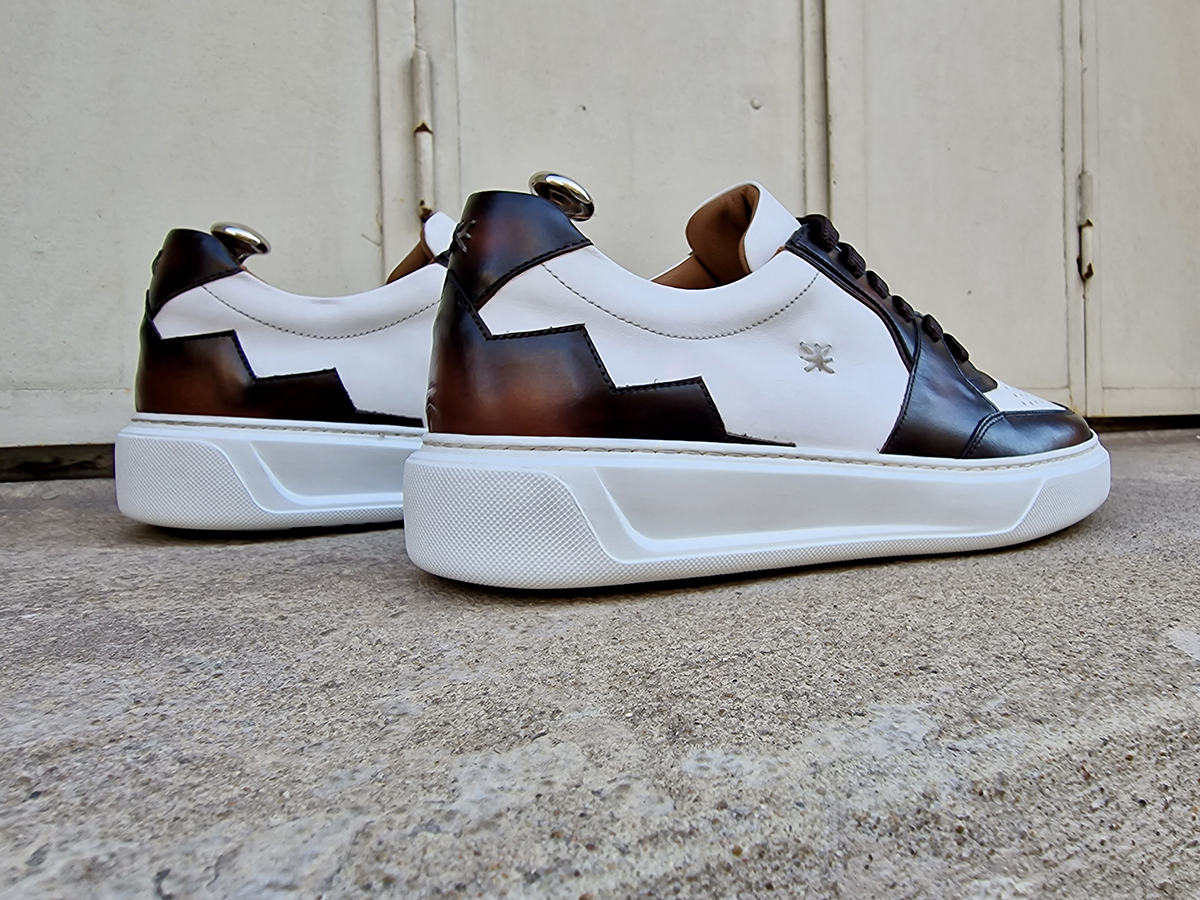 Louis Vuitton® Rivoli Sneaker  Sneakers white, Sneakers, Sneaker collection